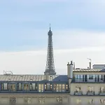 Sublime suite Avenue des Champs-Élysées